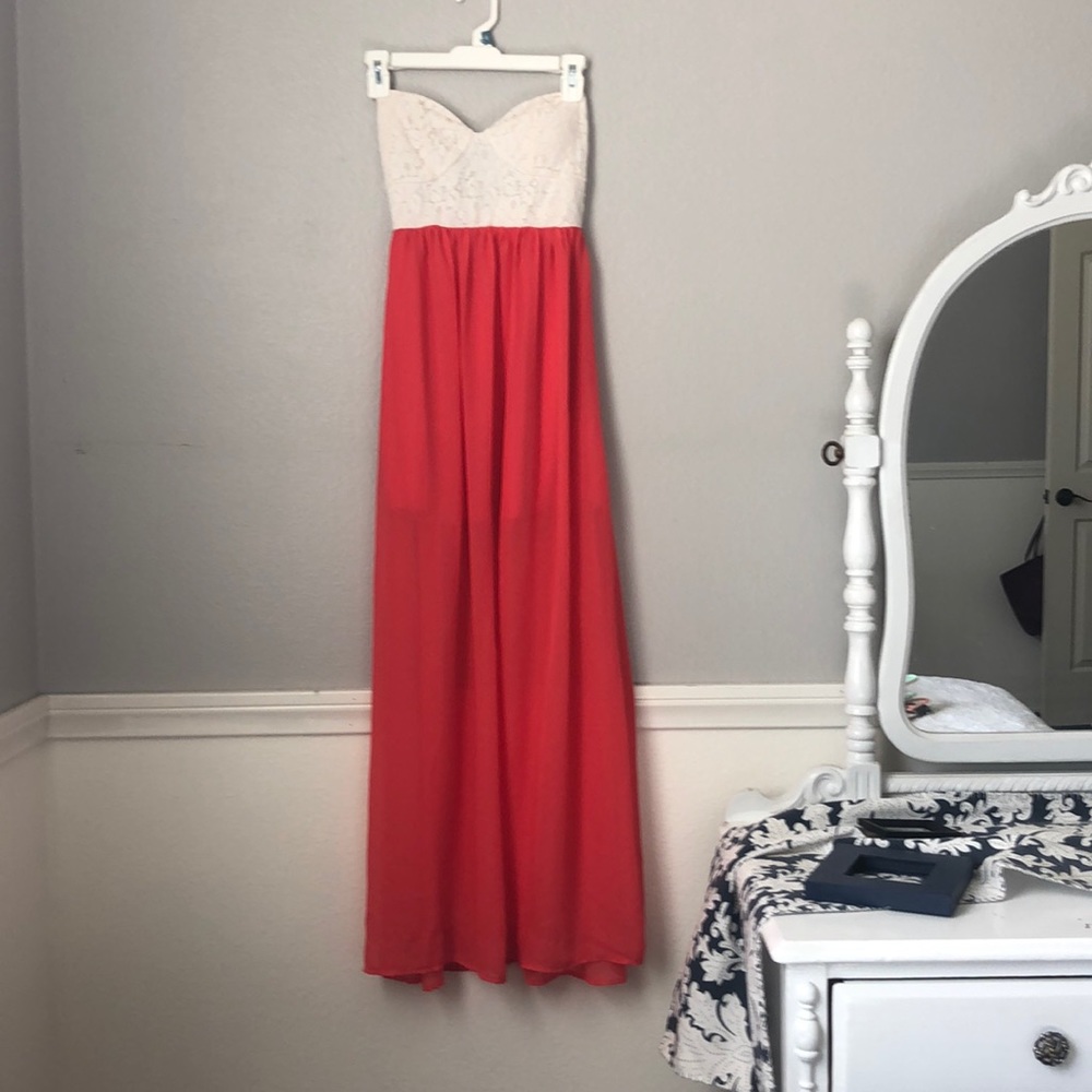 Summer strapless dress